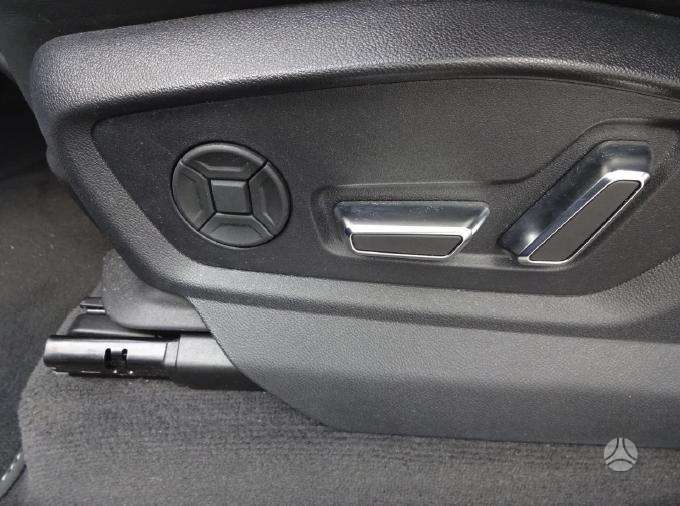 Audi SQ8, 4.0 l., hatchback