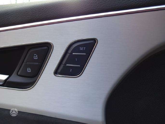 Audi SQ8, 4.0 l., Хэтчбек