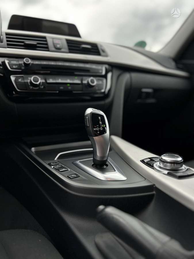 BMW 320, 2.0 l., wagon