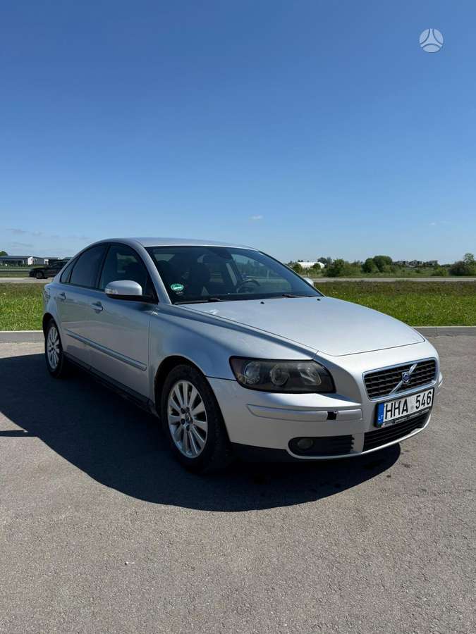 Volvo S40, 2.4 l., Седан