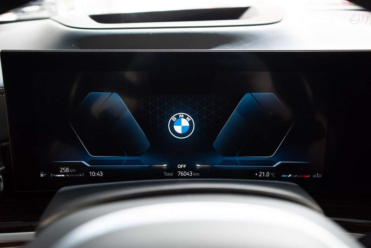 BMW X5, 3.0 l., off-road / crossover