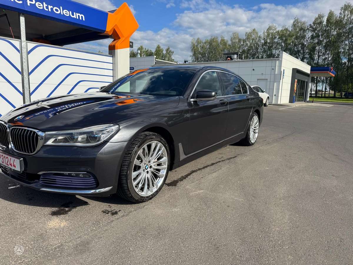 BMW 740, 3.0 l., Лимузин