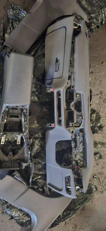 BMW 330 interior parts