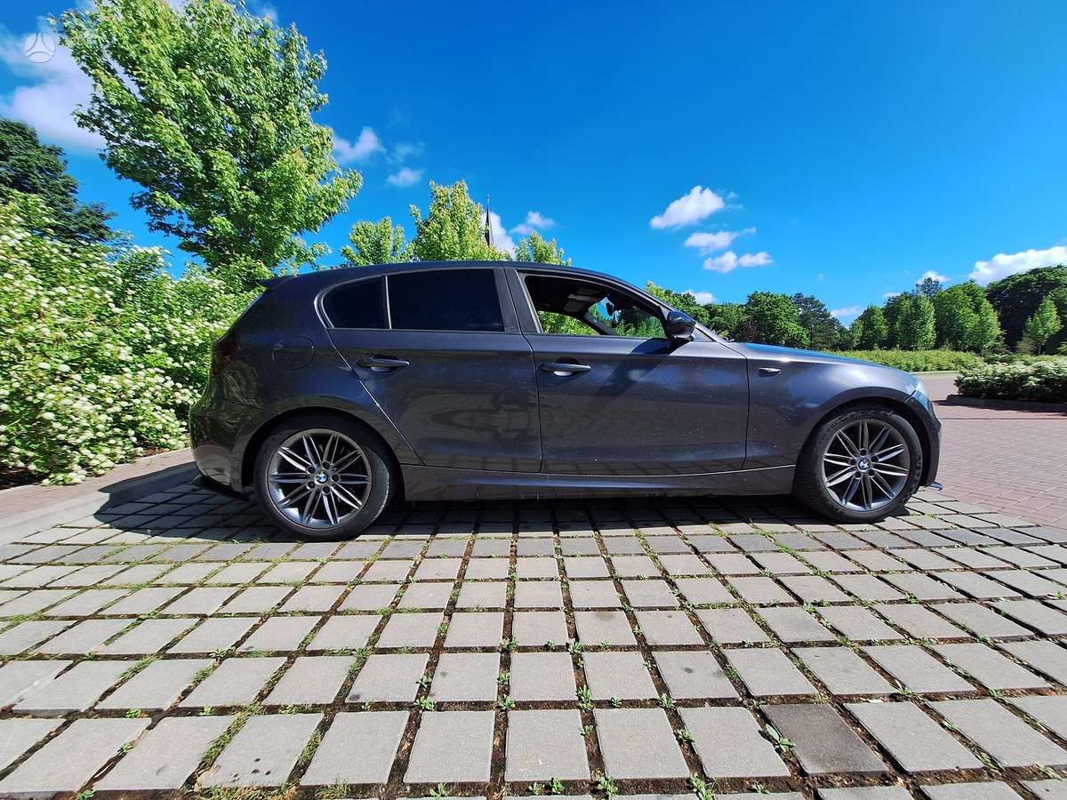 BMW 120, 2.0 l., Хэтчбек
