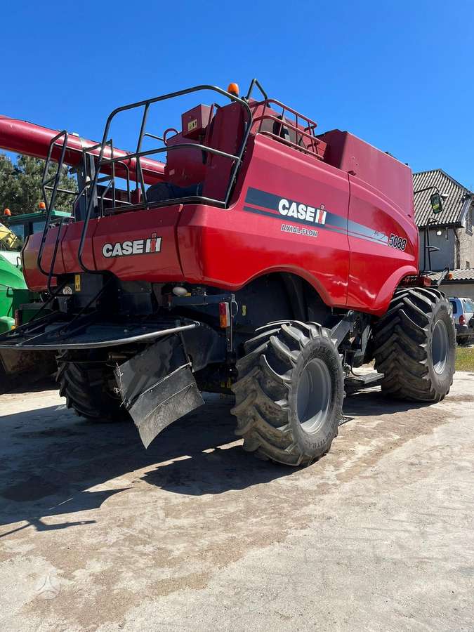 Case-IH 5088, комбайны