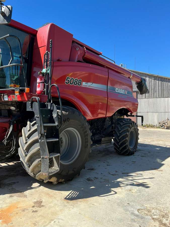 Case-IH 5088, комбайны