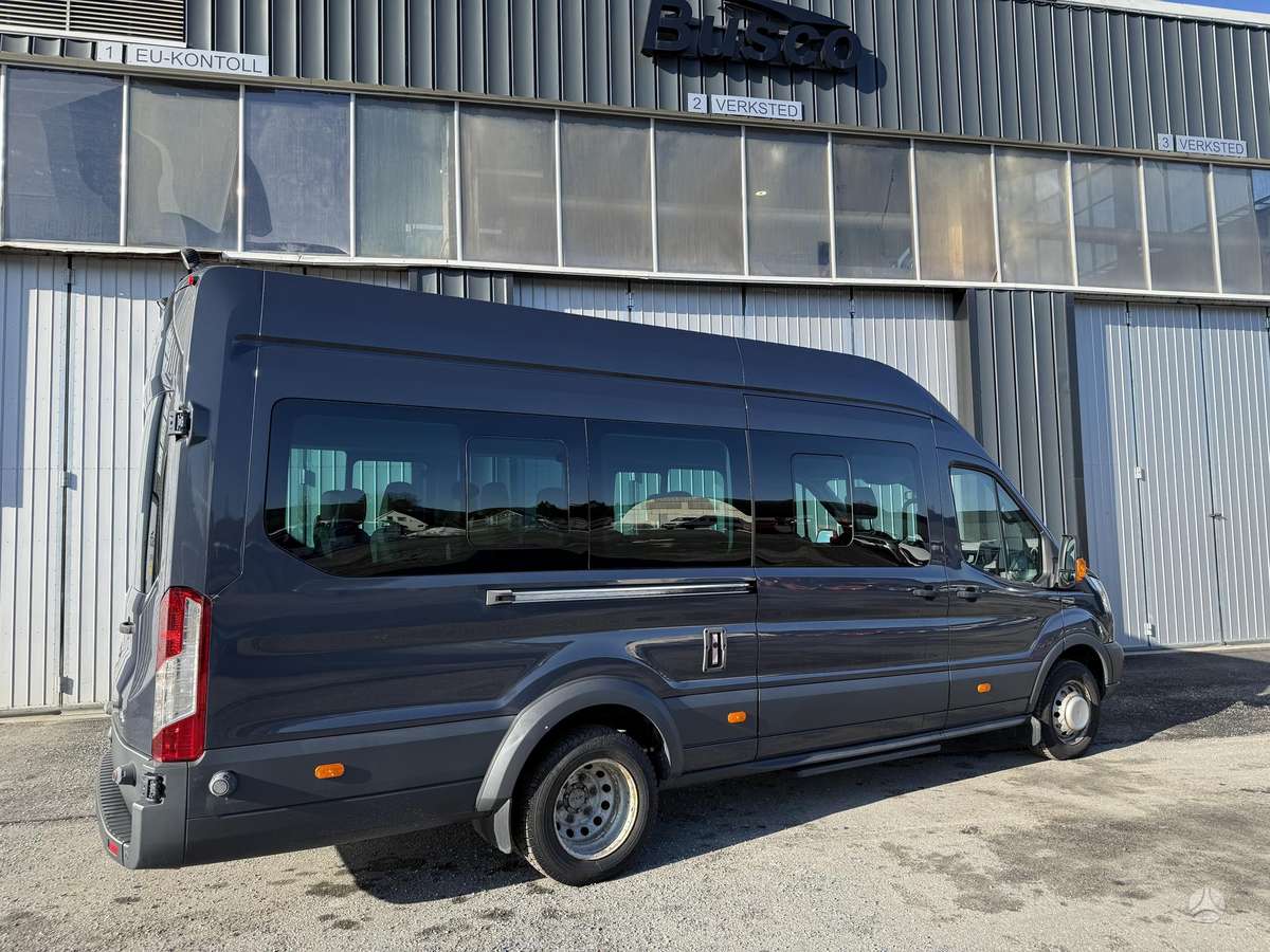 Ford Transit, passenger minibus
