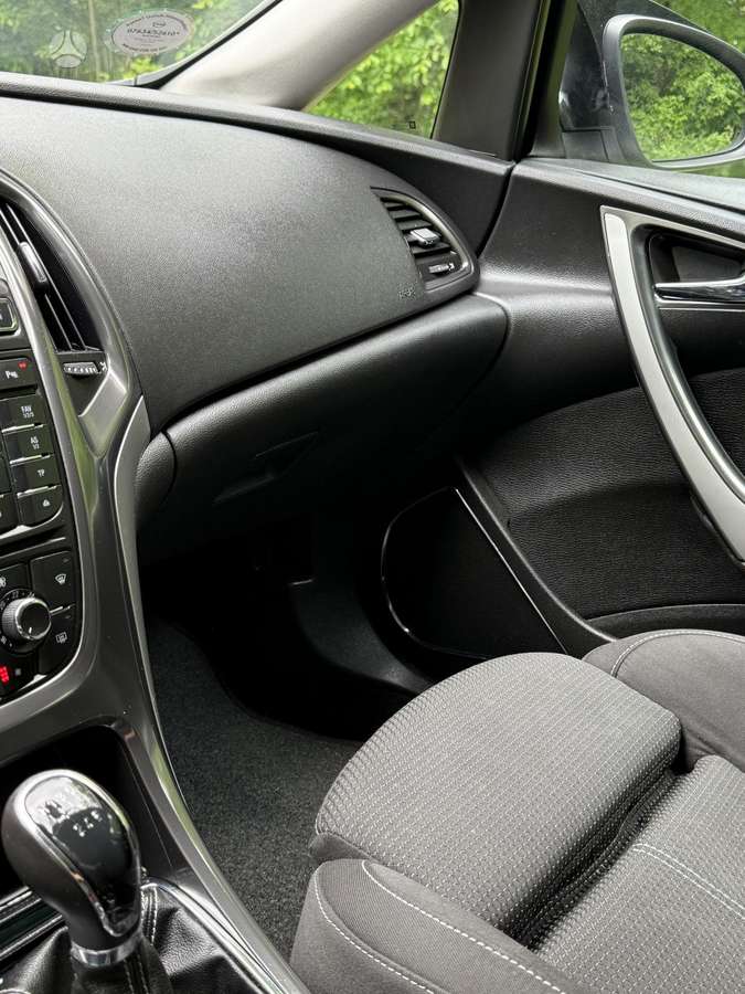 Opel Astra, 1.4 l., Хэтчбек