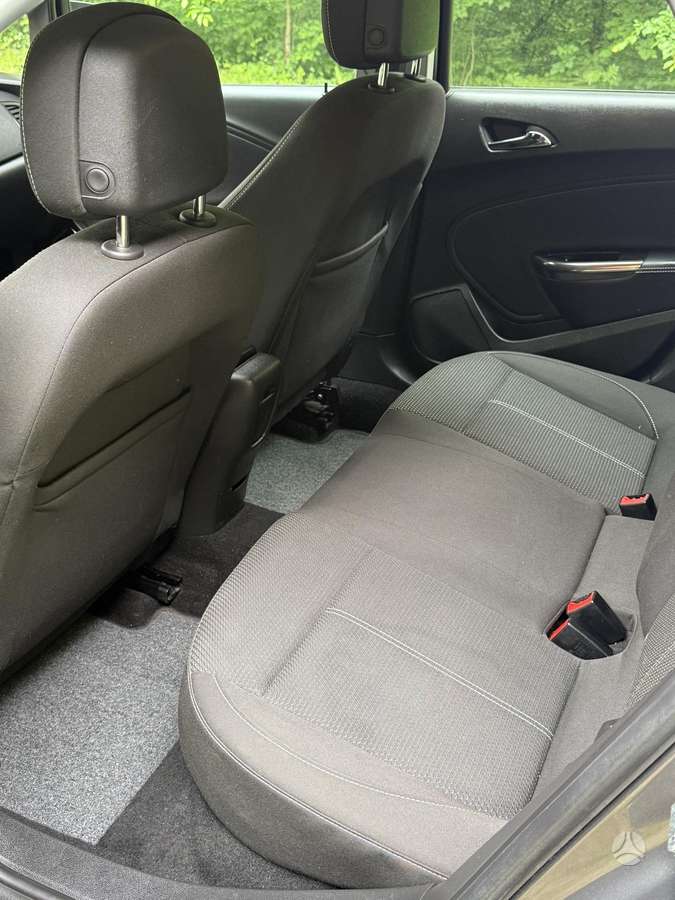 Opel Astra, 1.4 l., Хэтчбек