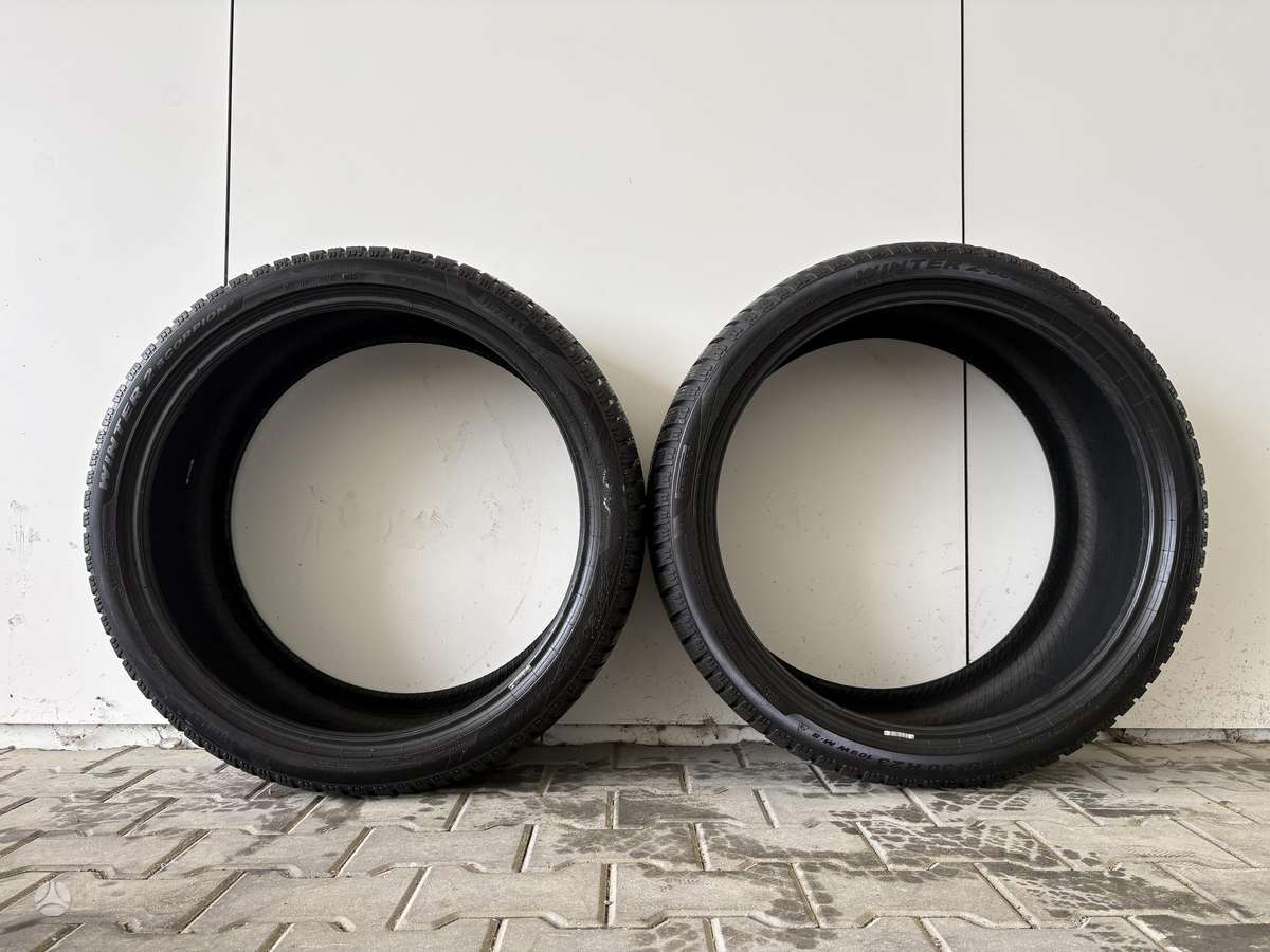 Pirelli Scorpion Winter 2, winter 325/30 R23