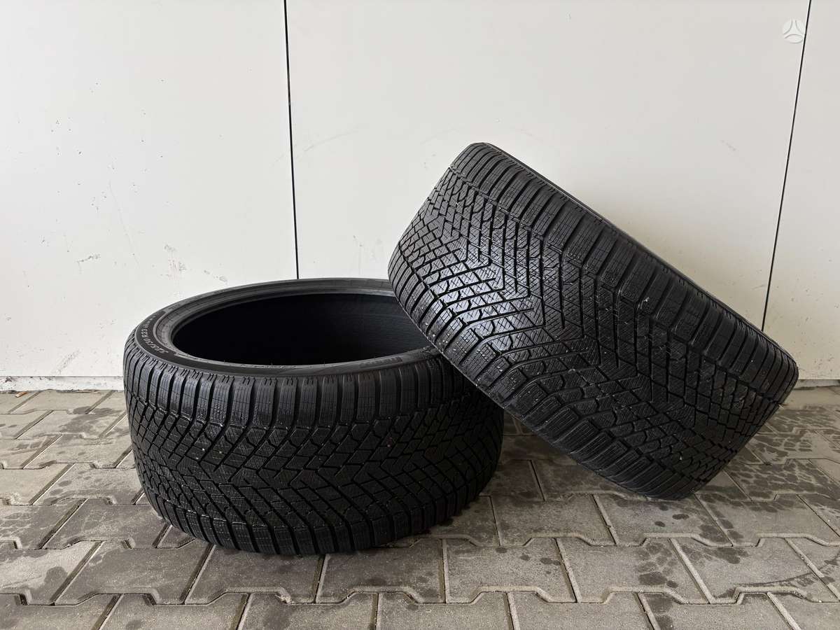 Pirelli Scorpion Winter 2, winter 325/30 R23