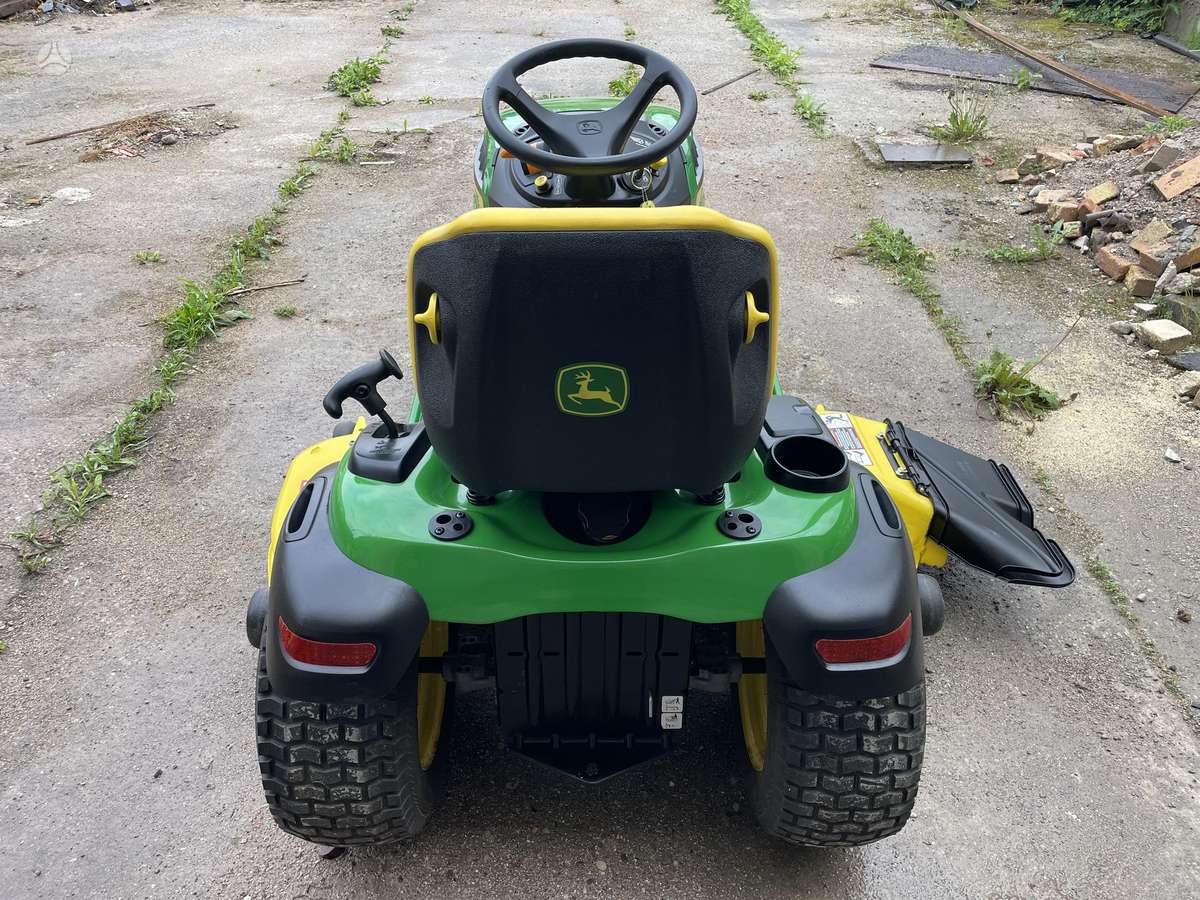 John Deere E180, садовые тракторы