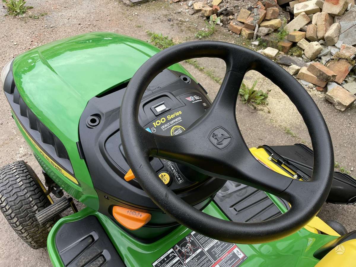 John Deere E180, garden tractors