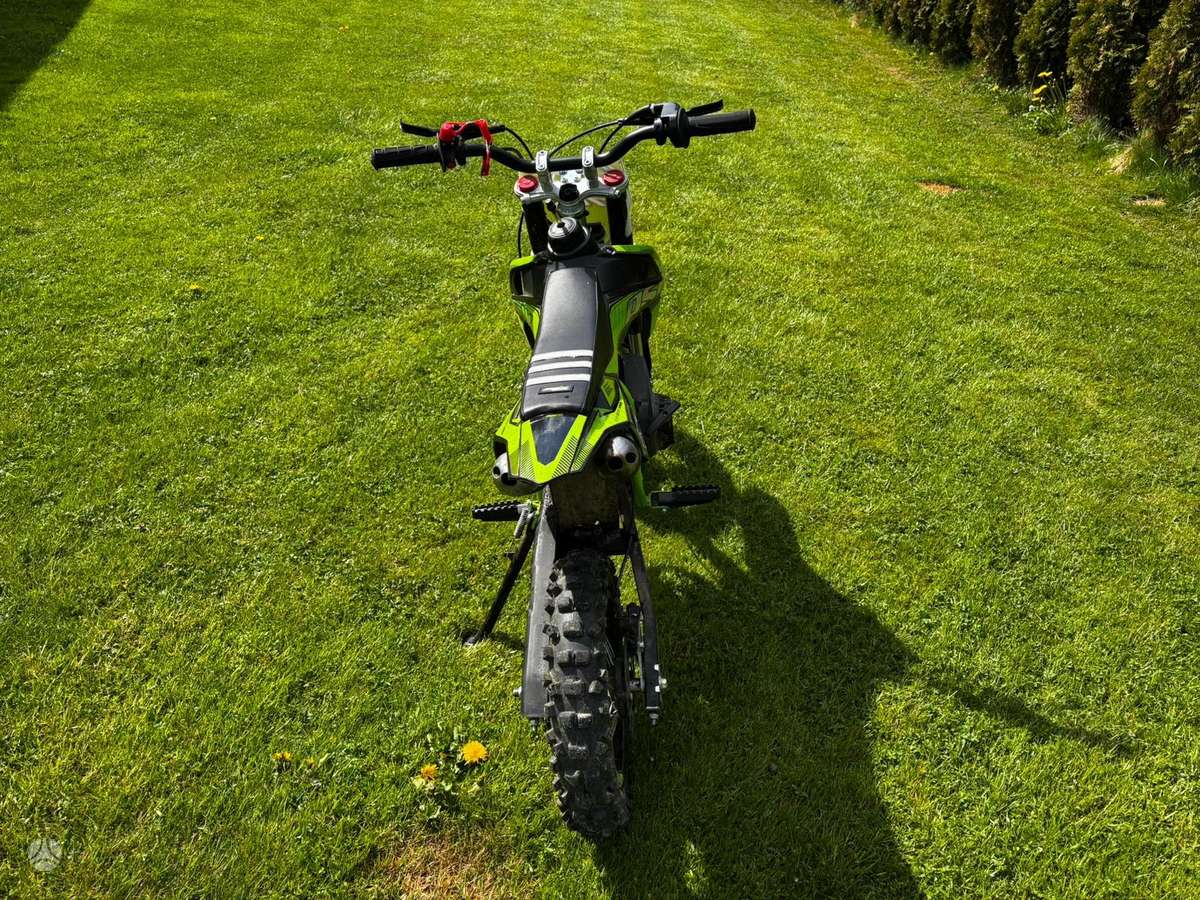 Asix 710 60cc, krosiniai