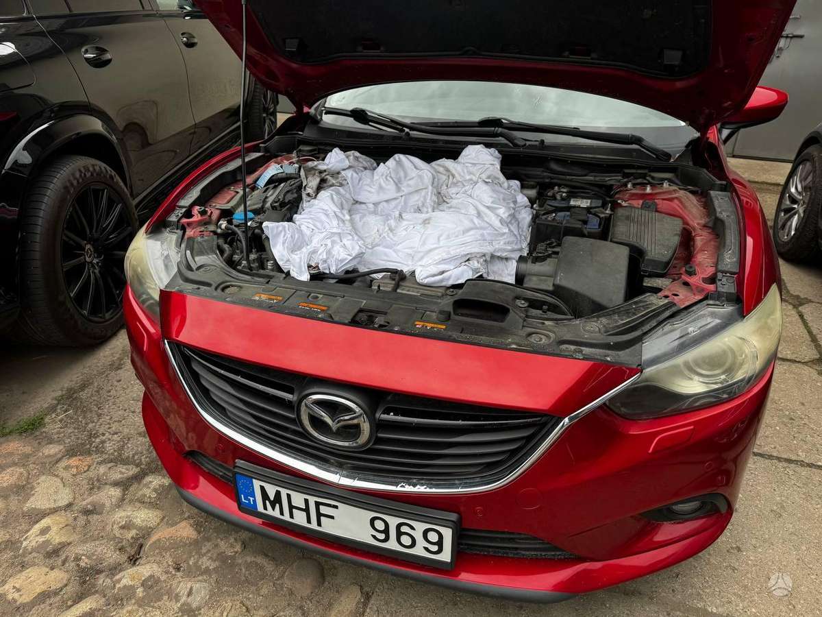 Mazda 6, 2.2 l., Седан