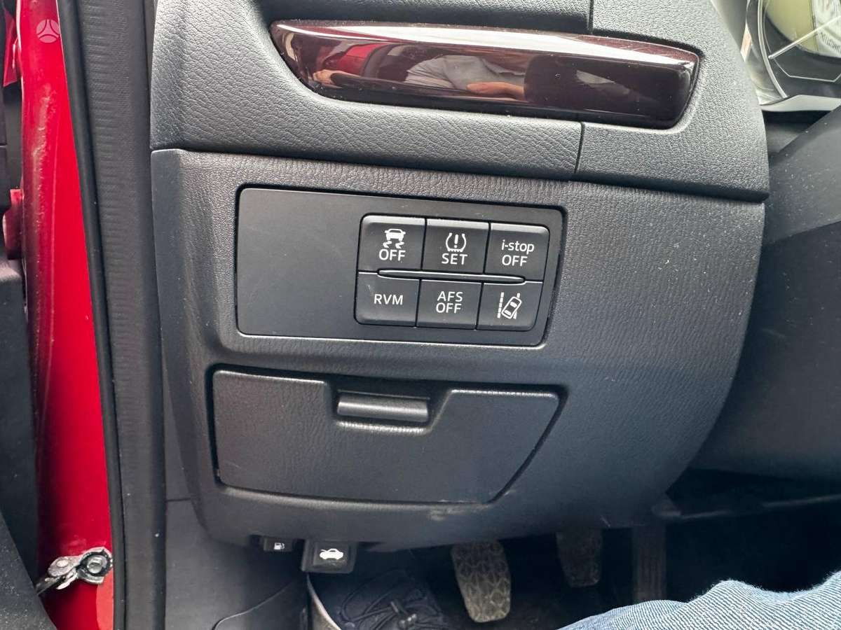 Mazda 6, 2.2 l., Седан