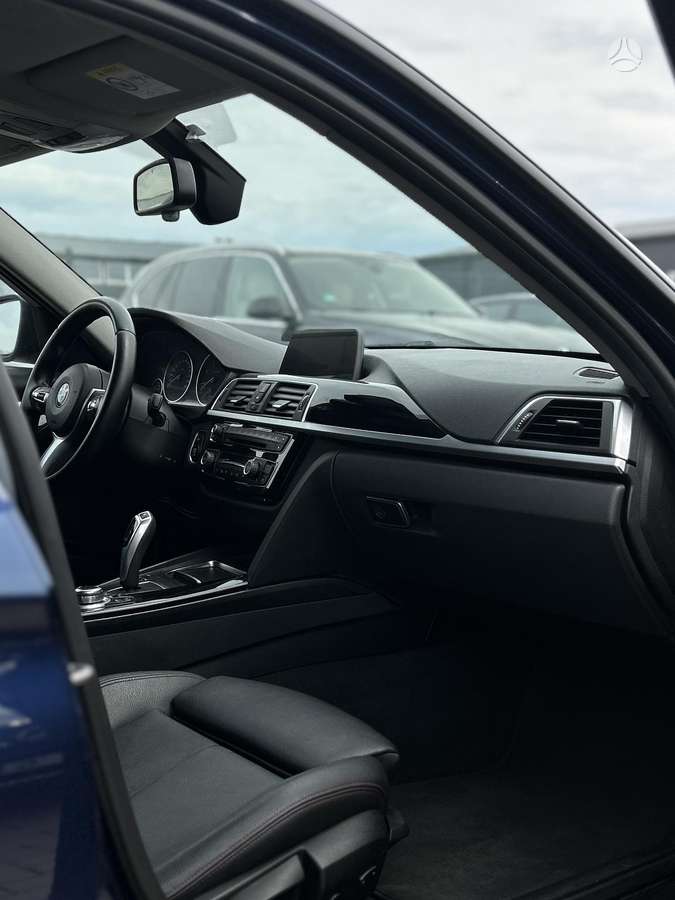 BMW 318, 2.0 l., universalas