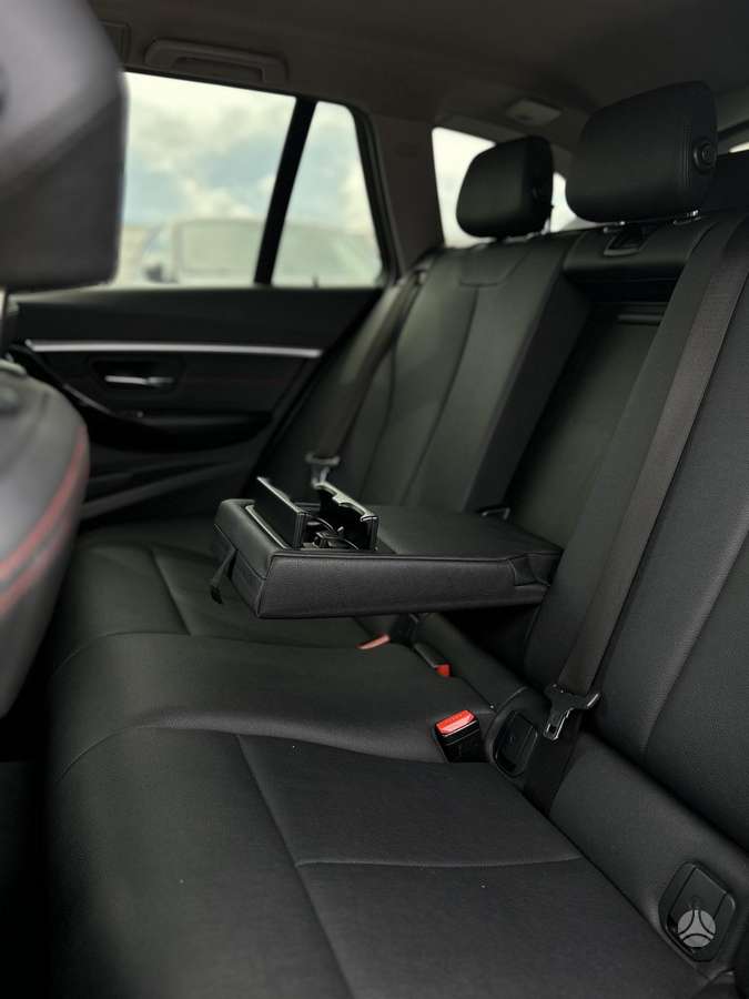 BMW 318, 2.0 l., Универсал