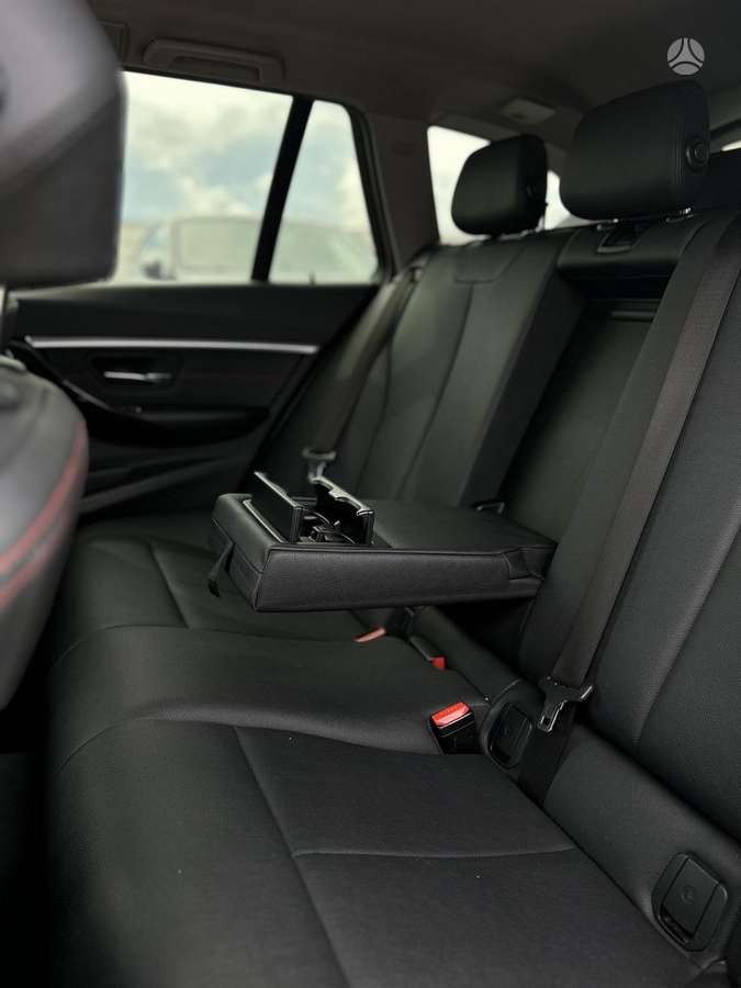 BMW 318, 2.0 l., universalas
