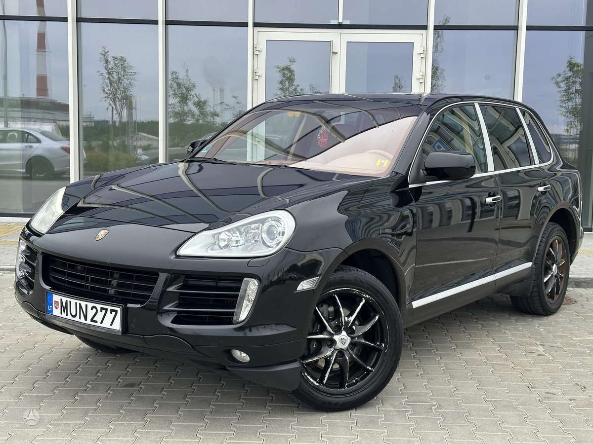 Porsche Cayenne - 3