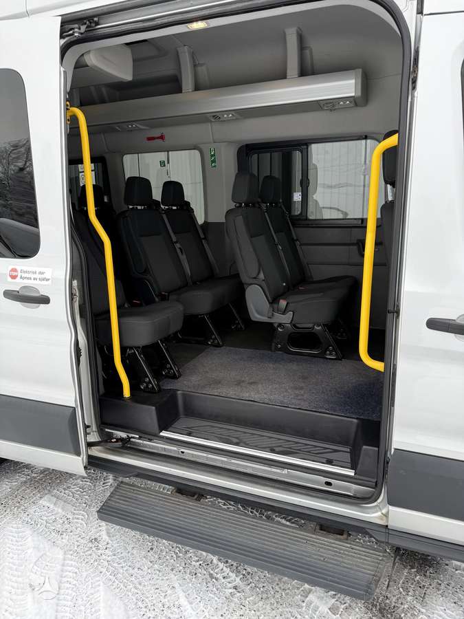 Ford Transit, пассажирский микроавтобус