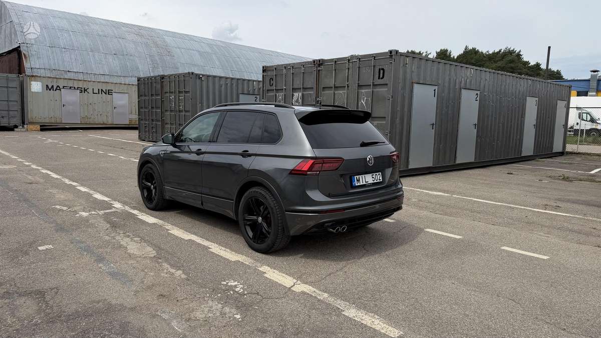 Volkswagen Tiguan, Внедорожник / Кроссовер