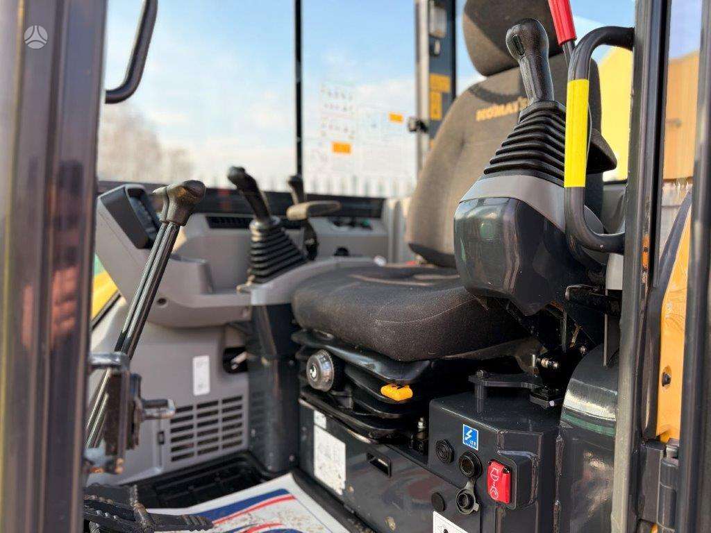 Komatsu PC80MR-5EO, мини-экскаваторы