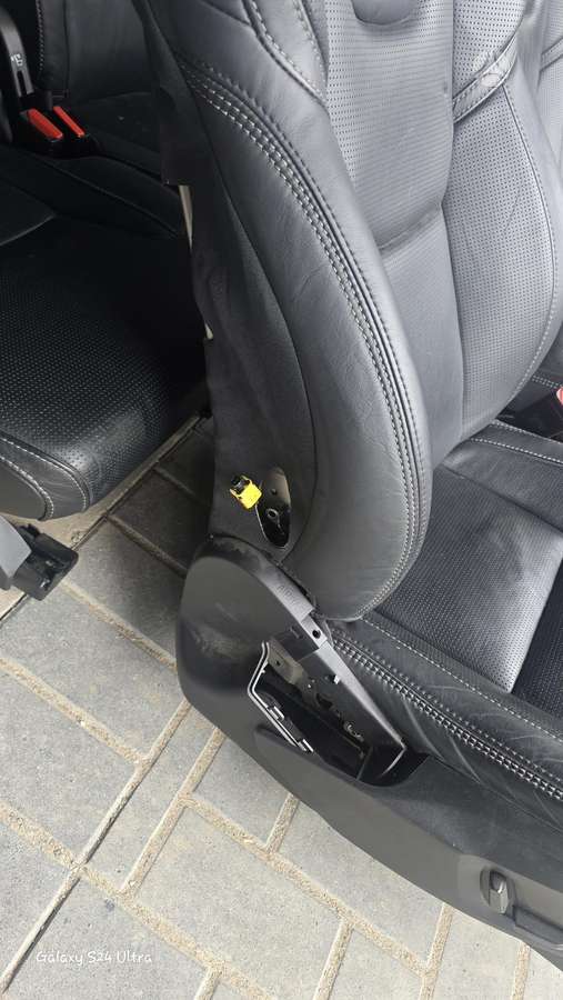 Volvo XC90 interior parts