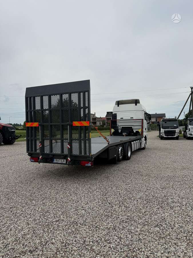 MAN TGX 26.510, auto transporters