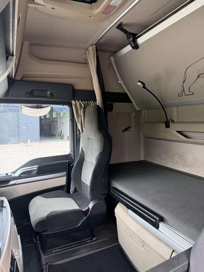 MAN TGX 26.510  steering axle, auto transporters