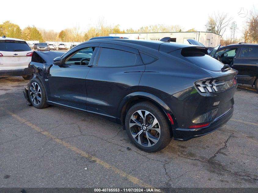 Ford Mustang Mach-E dalimis