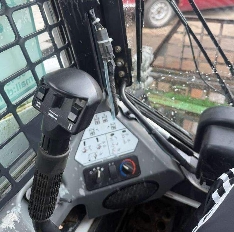 Bobcat S450, mini loaders