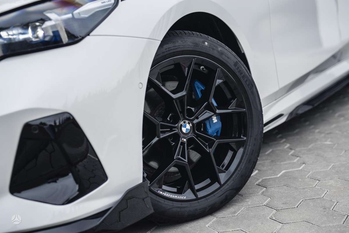 BMW i5, 81 кВт·ч, Универсал