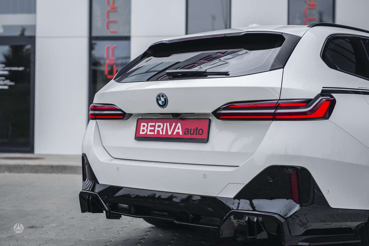 BMW i5, 81 кВт·ч, Универсал