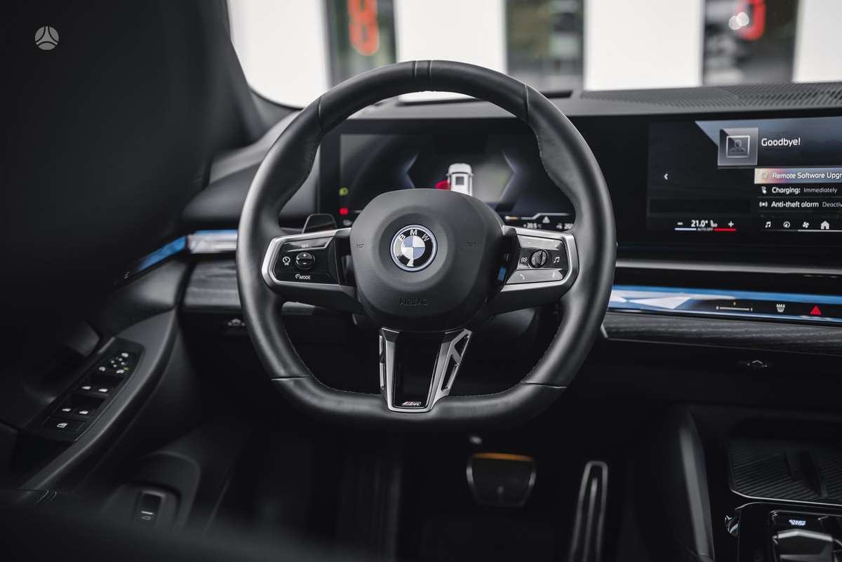 BMW i5, 81 кВт·ч, Универсал
