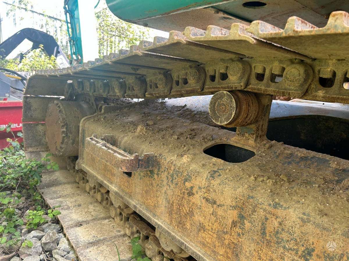 Kobelco SK210LC-9, excavator