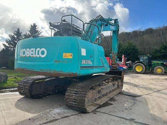 Kobelco SK210LC-9, excavator