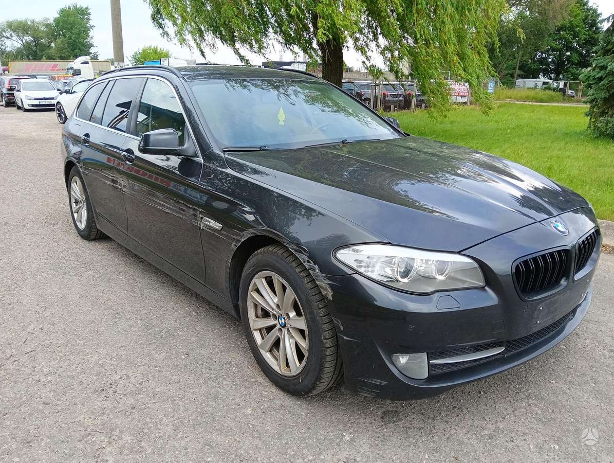 BMW 520, 2.0 l., wagon