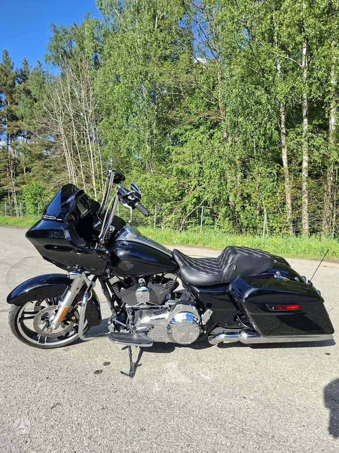 Harley-Davidson Road Glide 1749cc, choppers / cruisers / custom