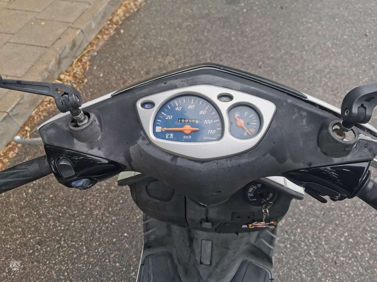 Yamaha MBK 125cc, мотороллеры / мопеды