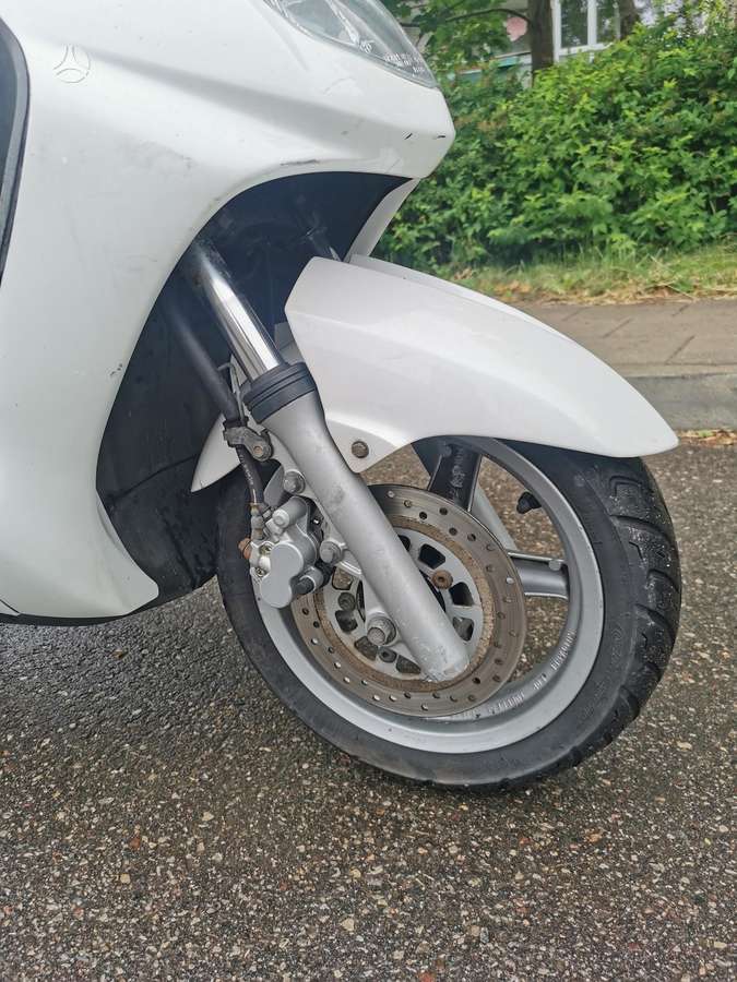 Yamaha MBK 125cc, мотороллеры / мопеды