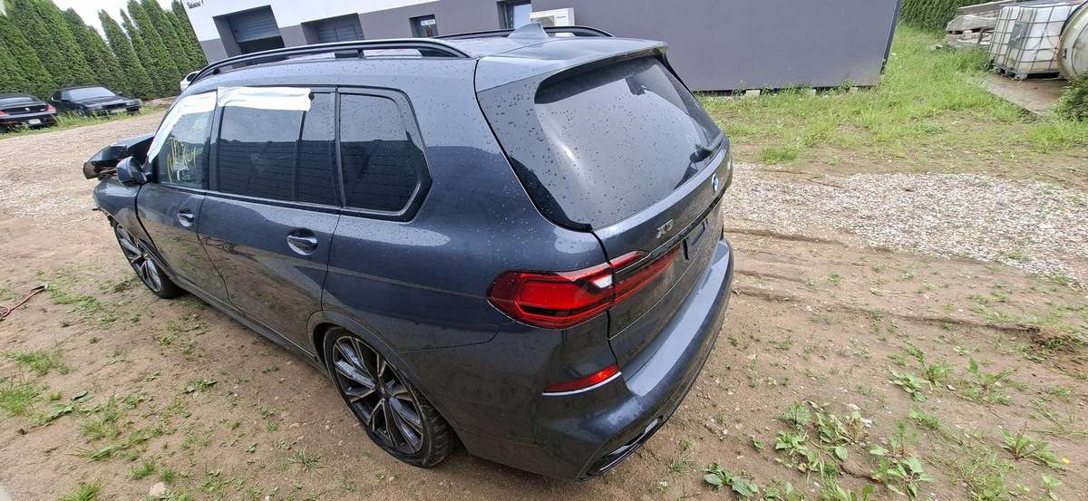 BMW X7, Usa