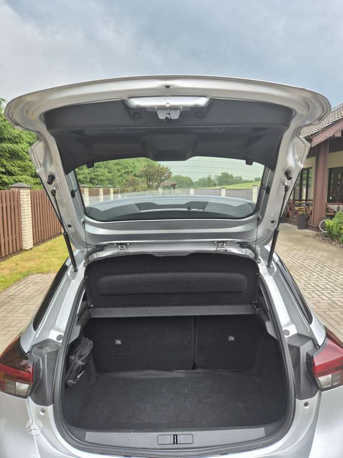 Opel Corsa, 1.2 l., hatchback