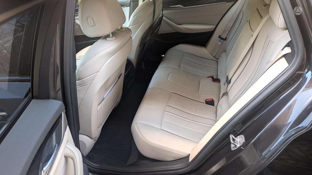 BMW 520, 2.0 l., wagon