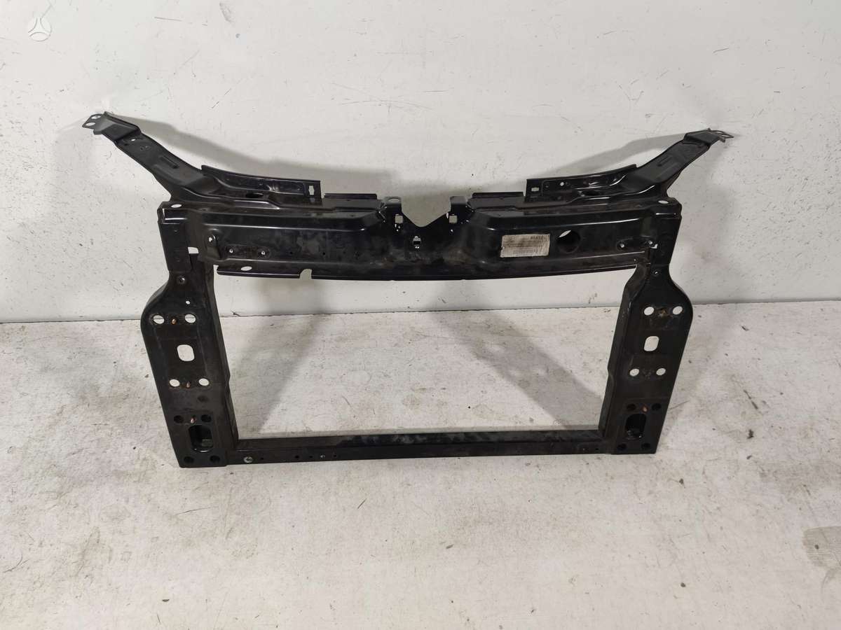 Fiat 500 bumper reinforcement, lights