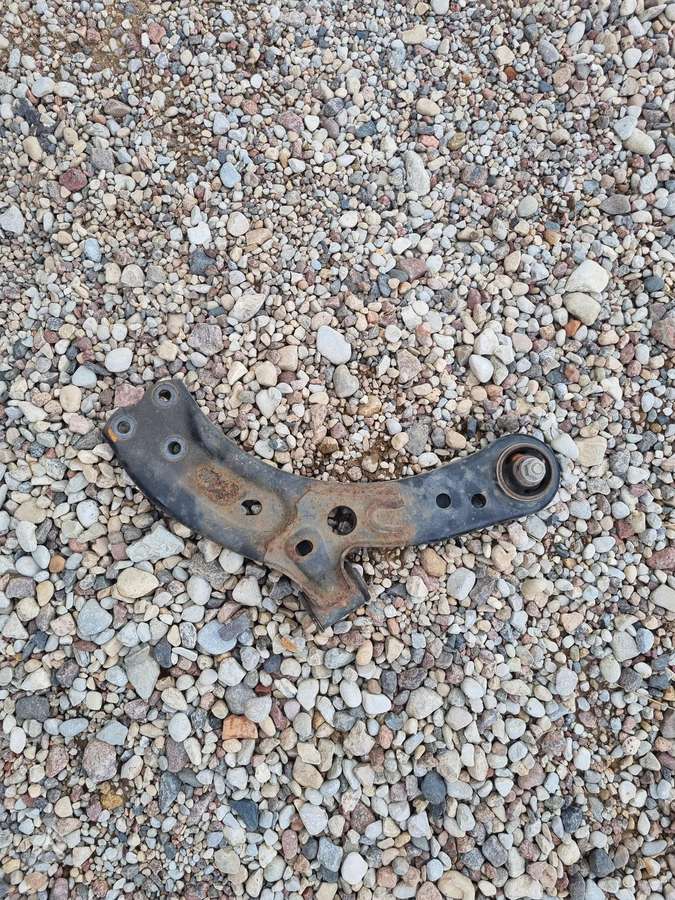 MG ZS control arm