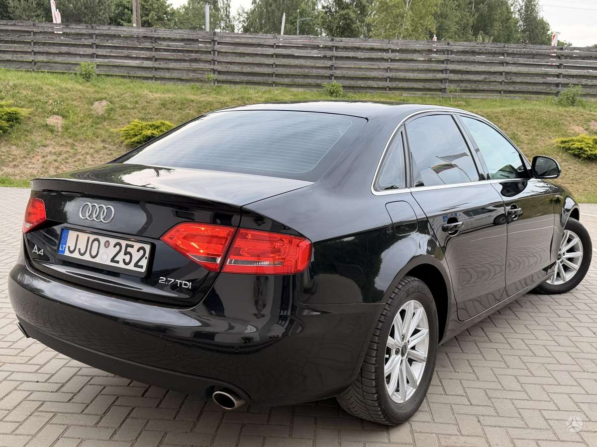 Audi A4, 2.7 l., Седан