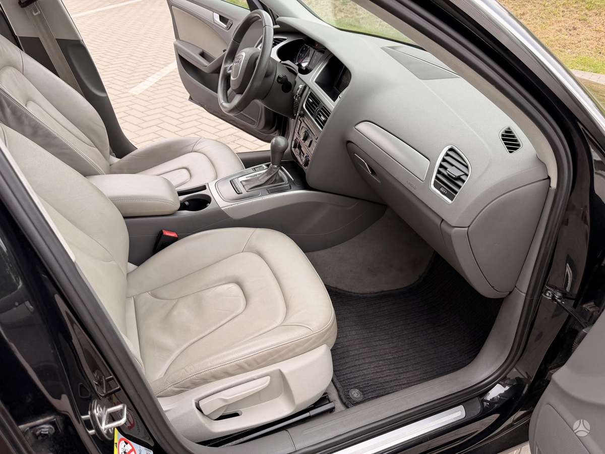 Audi A4, 2.7 l., Седан