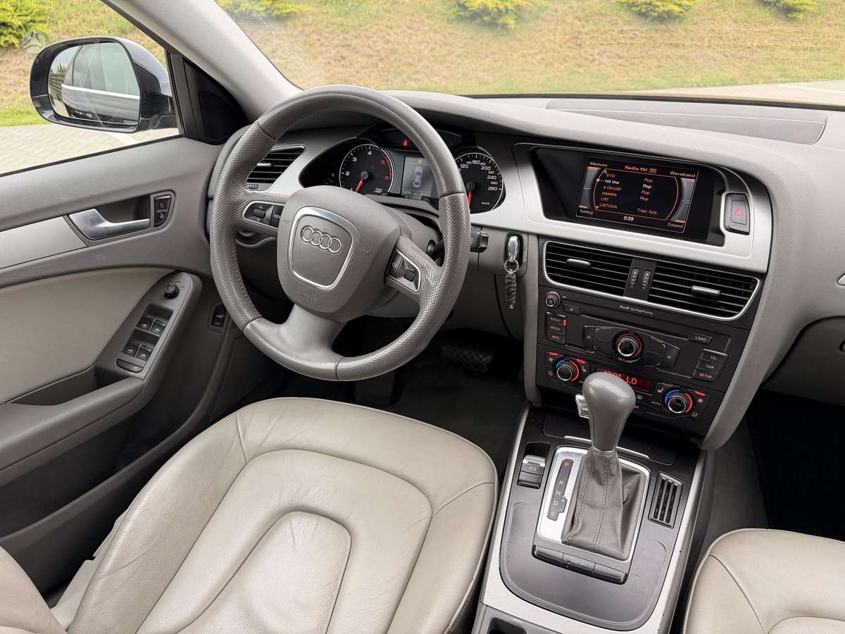 Audi A4, 2.7 l., Седан