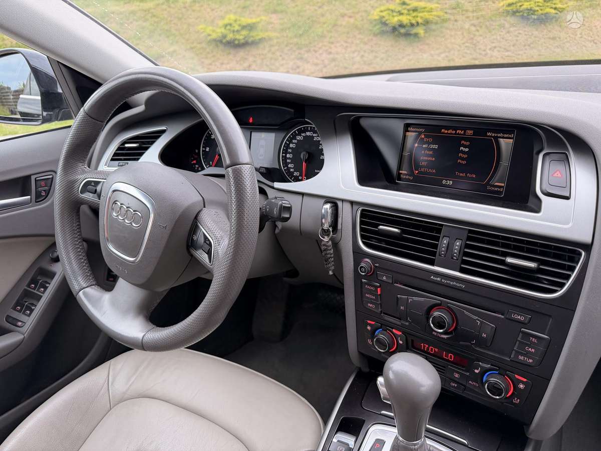 Audi A4, 2.7 l., Седан